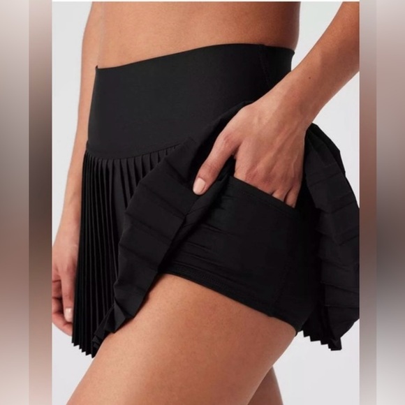 ALO Yoga Women's Green Varsity Pleated Tennis Skirt Skort, XS - Picture 5 of 6